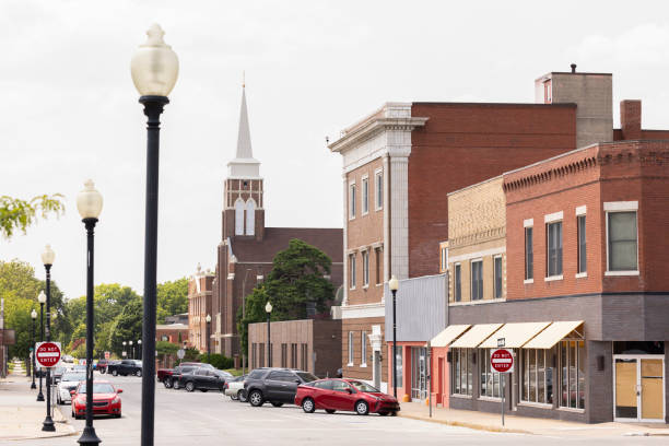 istock Historic Downtown Independence Missouri 2023600060