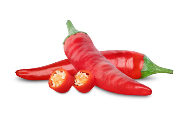 spicy chili pepper isolated on white background. - cayenne zdjęcia i obrazy z banku zdjęć