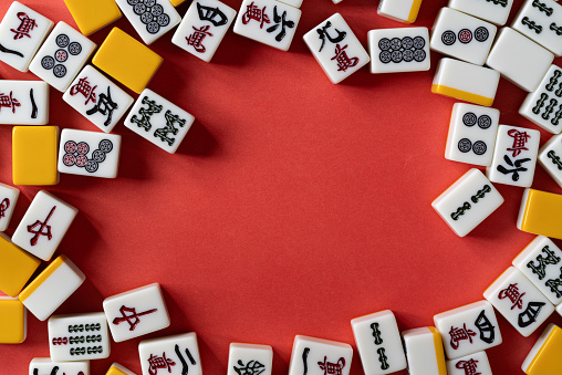 mahjong tiles on red background
