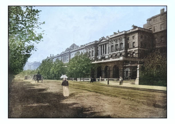 istock Antique London's photographs: Somerset House 2025012785