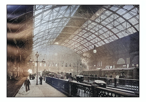 Antique London's photographs: Charing Cross Station