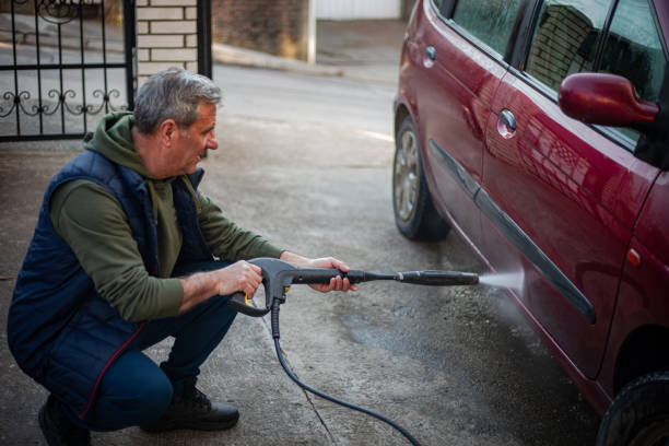 istock DIY, the man washes the car himself 2025048941