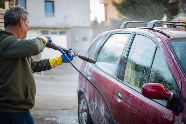 istock DIY, the man washes the car himself 2025050025