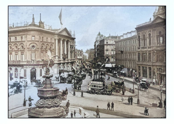 istock Antique London's photographs: Piccadilly Circus 2025120150