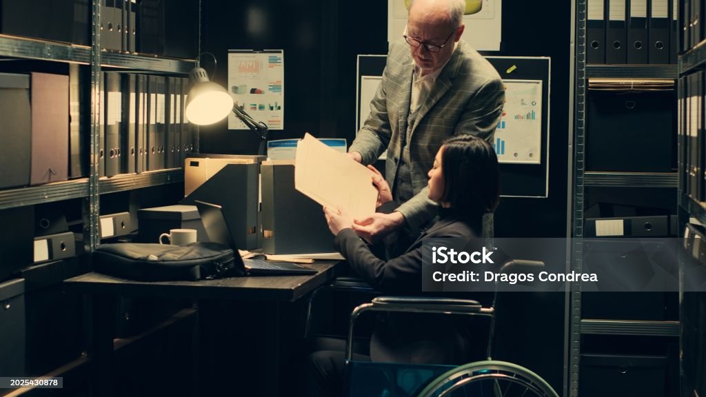 Forensic Interviewing Data Forensic Team Identifying Patterns In Criminal Behavior By Analyzing ...