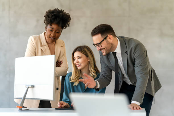 istock Group of diverse multiethnic business people and software developers working as a team in office 2025534526