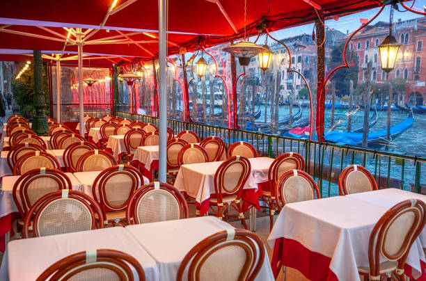 istock Outdoor restaurant in Venice 2025793136