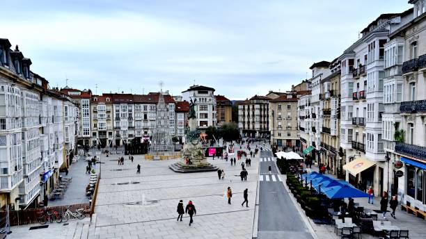 Vitoria-Gasteiz is the capital of the Basque Country and the provincial capital of Arava.Victoria is one of the most popular cities in Europe to live in. Its old town has preserved many monuments, the 14th century Gothic church of Santa Maria, the 17th century bell tower and more. In addition, there are many museums. Vitoria-Gasteiz is the capital of the Basque Country and the provincial capital of Arava.Victoria is one of the most popular cities in Europe to live in. Its old town has preserved many monuments, the 14th century Gothic church, the 17th century bell tower and more. In addition, there are many museums.