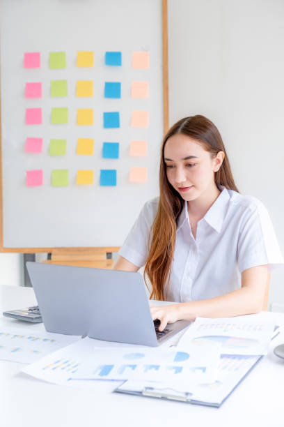 istock Businesswomen bookkeeper hand use laptop analysis the graph for Setting challenging business goals and ready to achieve target at home office 2026691562