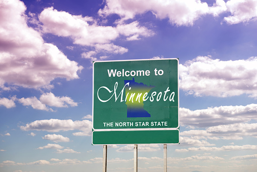 Minnesota welcome road sign