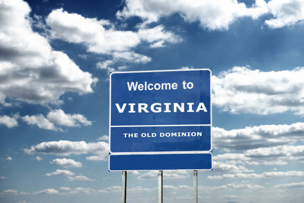 istock Virginia welcome road sign 2027156189