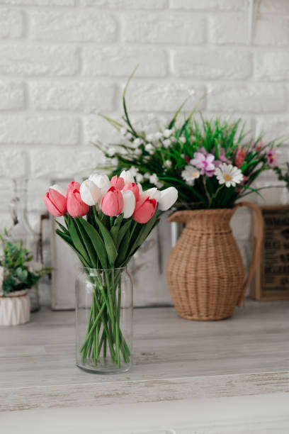 istock a spring bouquet of flowers on the table 2027174317