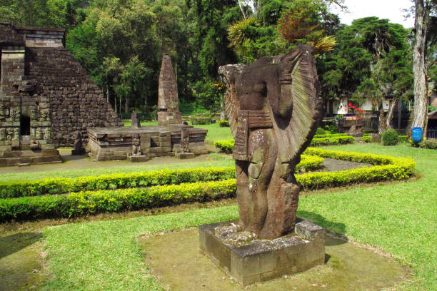 sukuh temple - candi zdjęcia i obrazy z banku zdjęć