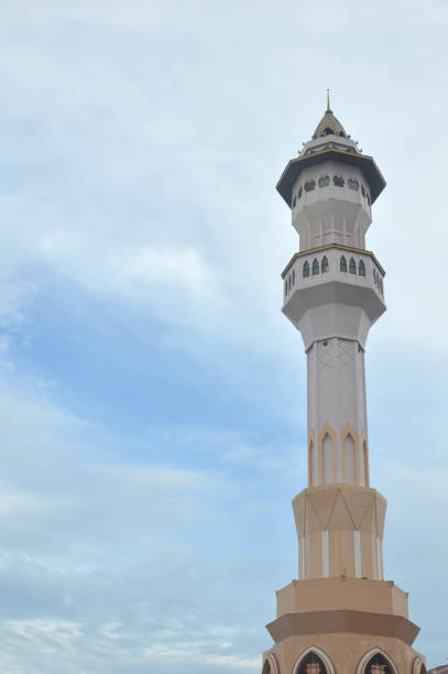 istock Mosque Baitul Izzah Tarakan, Indonesia 2027672810