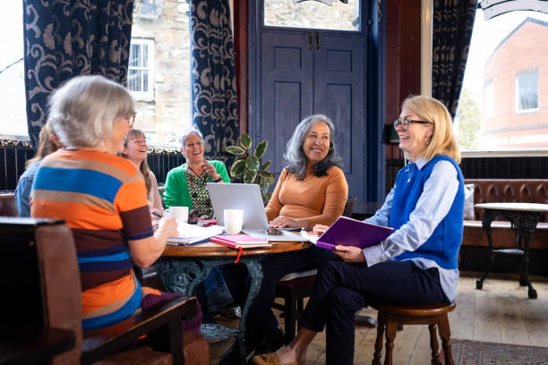 istock Collaborating Over a Cup of Coffee 2027762822