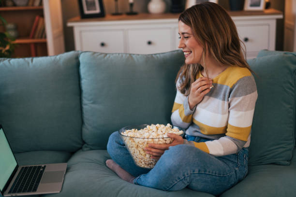 istock Popcorn, movies and joy 2028012375