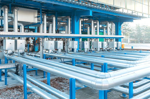 Petrochemical technology with pipelines