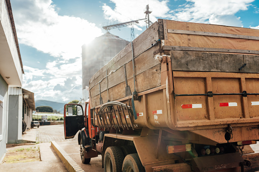 Truck on the scale of the agro silo