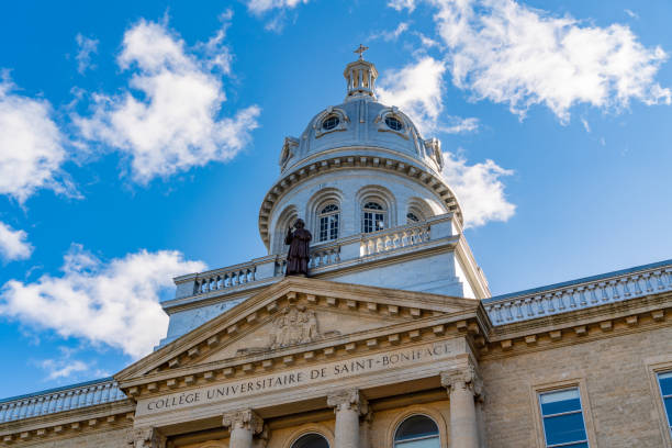 saint boniface university in winnipeg, canada - university of manitoba imagens e fotografias de stock