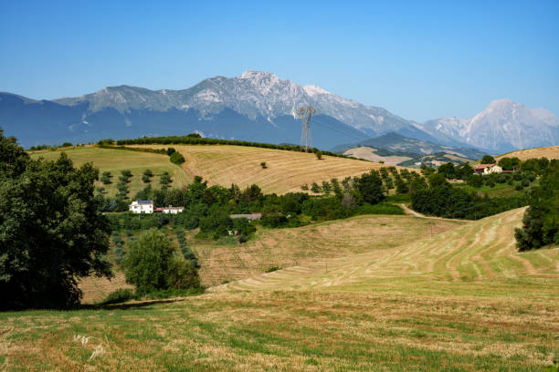 istock Country landscape in Abruzzo between Penne and Teramo at summer 2030131123