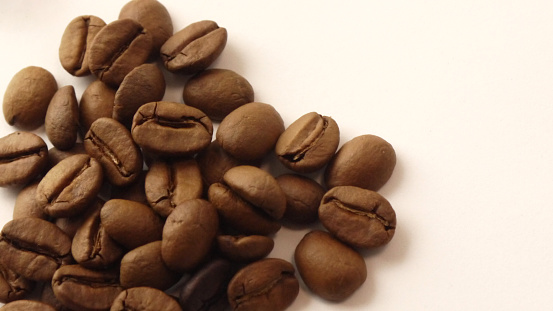 Enlarged photo of many coffee beans