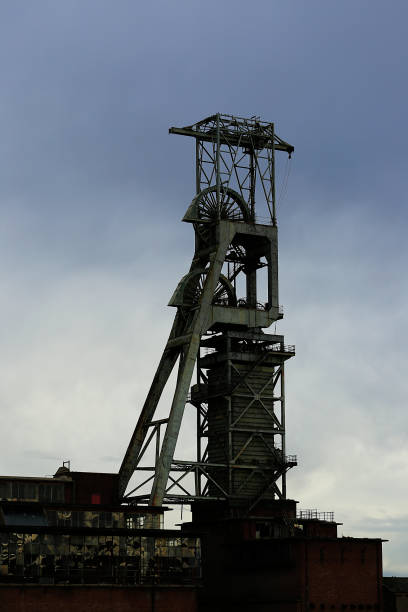 Electricity pole construction frame