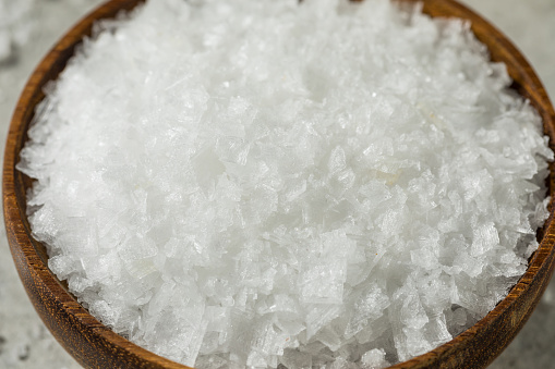 Organic White Maldon Sea Salt in a Bowl