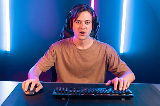 istock Host channel of smart streamer playing online game to be winner. Pecuniary. 2031914583