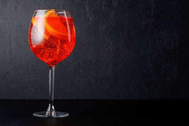 istock Spritz cocktail with orange slice and ice 2032294994