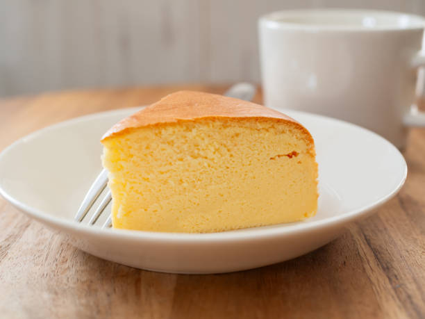 istock Jiggly Japanese cheesecake 2032717312