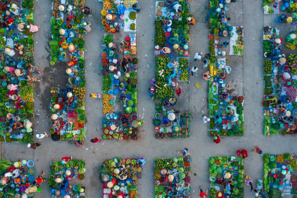 istock Vi Thanh squatting market, Vietnam 2032803450