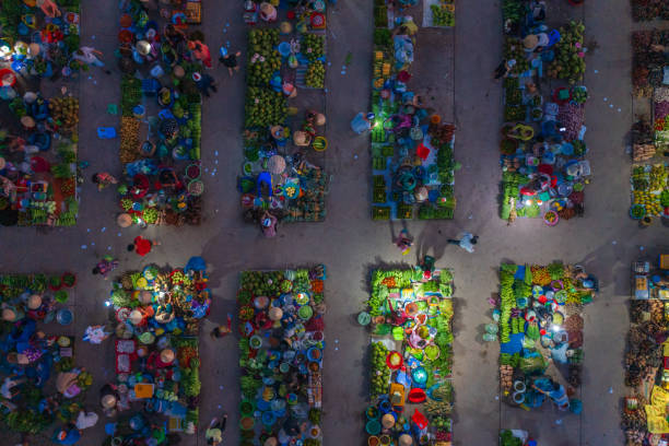 istock Vi Thanh squatting market, Vietnam 2032803963