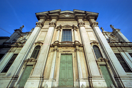 Mantua, Lombardy, Italy: Catholic Cathedral of Saint Peter, seat of the Bishop of Mantua - façade in late Baroque style, designed by Nicolò Baschiera, Rome's military engineer- Piazza Sordello.