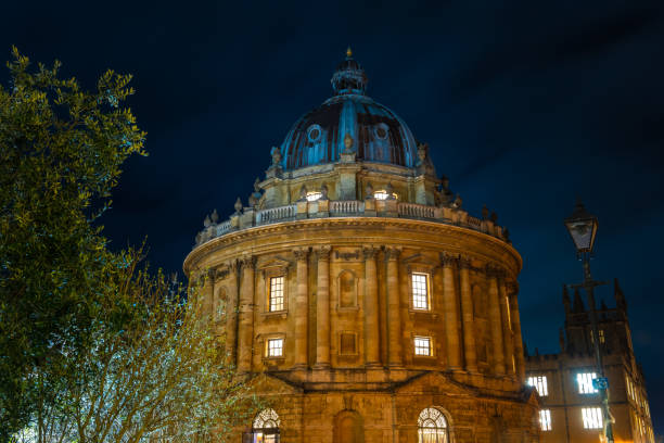 istock Radcliffe Camera, Oxford University, England 2033286533