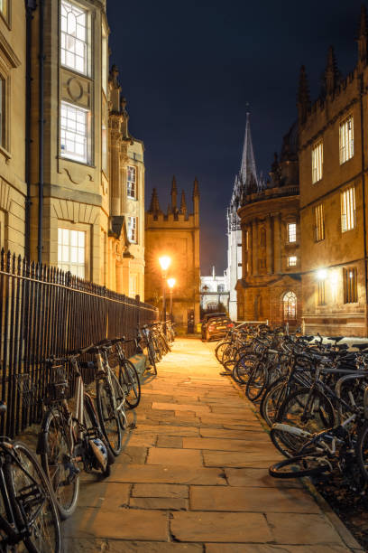 istock Night scene in Oxford, UK 2033288091