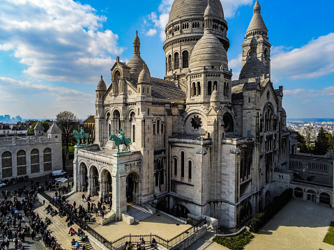 Picture of the basilic sacré-coeur from a drone
