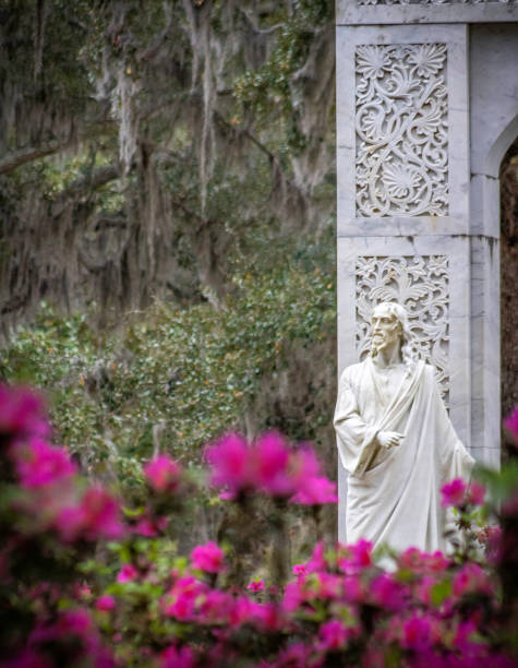 istock Bonaventure Cemetery Savannah Georgia 2033529279