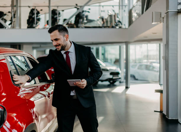 istock Navigating the future of car buying 2033893666