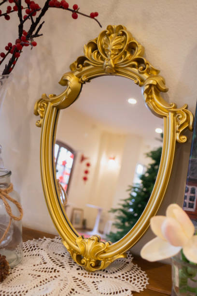 istock Interior inside of vintage coffee shop 2034223136