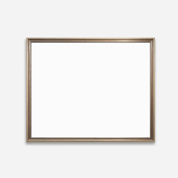 istock 16x20 horizontal vintage gilded frame mockup 2035113141