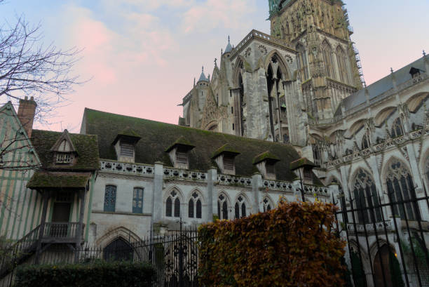 view of the Albane gardens at Rouen Cathedral