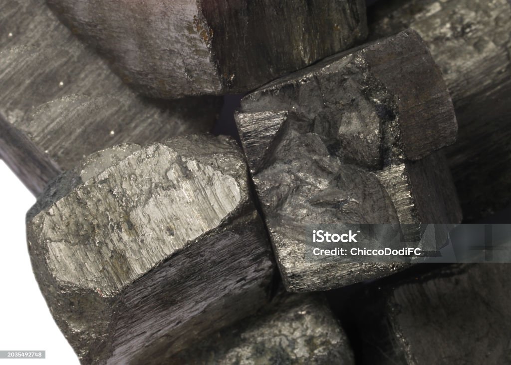 mineral with a metallic and shiny appearance used in many industrial and technological fields - Lizenzfrei Lithium Stock-Foto mineral with a metallic and shiny appearance used in many industrial and technological fields - Lizenzfrei Lithium Stock-Foto