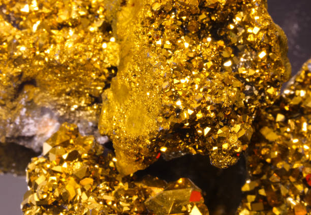 istock golden rocks of various sizes with glittering gold reflections 2035525250
