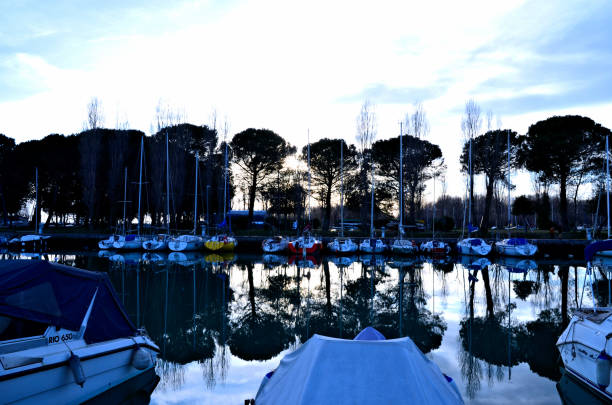 Vedute del tramonto dal Villaggio del Pescatore (Trieste)