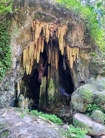 Cuevas en el parque Lage, Río de Janeiro (Brasil)