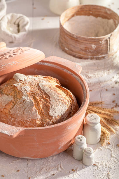 healthy loaf of bread baked with homemade flour. - 5515 imagens e fotografias de stock