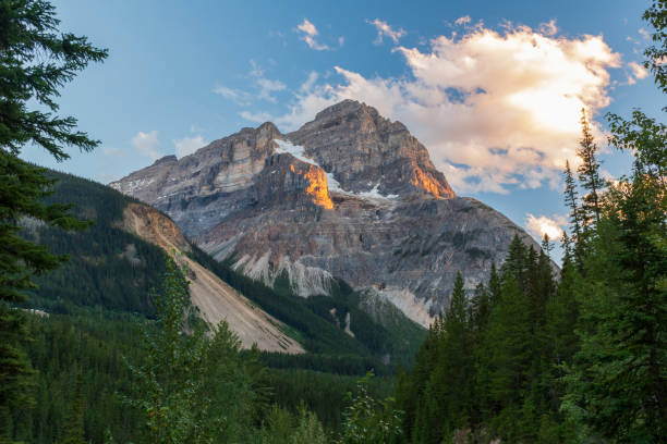 istock Sunset in Yoho National Park, British Columbia, Canada 2039203963