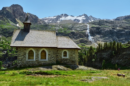 In the Alpine region you can find pretty little churches where you can refresh your Spirit