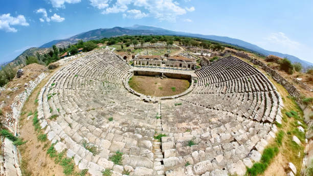 roman theater of aphrodisias in turkey - roman antalya turkey restoring stock-fotos und bilder