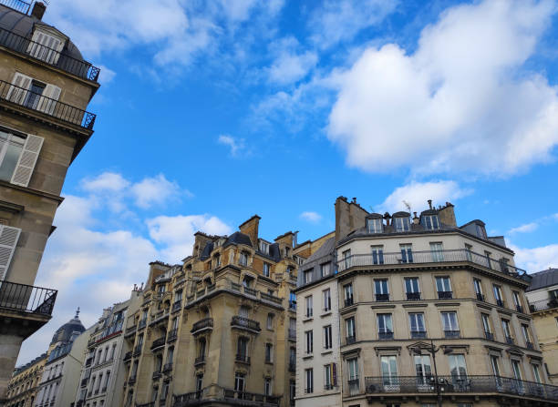 istock Paris, Architecture, Buildings, 1st arrondissement 2040382085